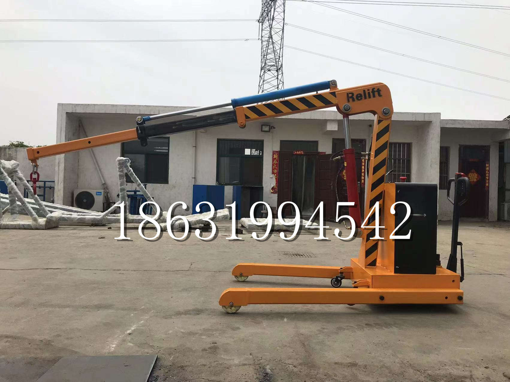 于洪区久征定做3吨三轮随车吊 农用园林绿化移树吊 平板工程用小吊机